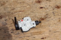 фото thumb №1, Привод крышка заливной топлива lexus ux 2021