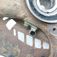 Купити 2013 toyota tundra 2 ступиця колеса передньої  887040, фото thumb
