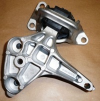 фото thumb №2, Подушка двигуна r megane iii 1.5dci 112100019r