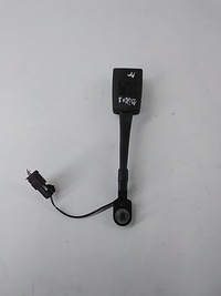 фото thumb №1, B820 opel astra j застібка ременя права 13367895