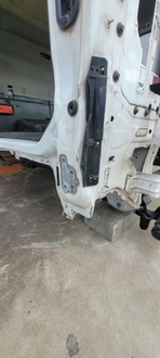 фото thumb №9, Кабина volvo fh 4 fh 5 каркас + опрокидывание кабины + обивка + люк