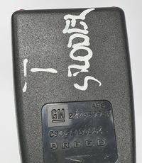 фото thumb №4, Застібка ременя середній зад задній opel vectra c 24465998f