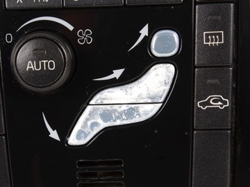 фото thumb №9, Панель повітропровід кондиціонера volvo s60 ii v60