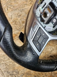 фото thumb №9, Mercedes e w207 руль многофункциональная a1724602703 лепестки