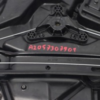 фото thumb №12, Mercedes w205 защита крепление подъемника стёкла левое a2057307904