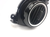 фото thumb №10, Hyundai kona i 2019 левая сторона боковая решётка обдув панели приборной панели