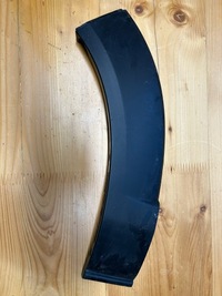 фото thumb №1, Mazda cx30 молдинг бампера правый перед dfr551w71