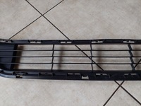 фото thumb №3, Решётка бампера - средняя - toyota avensis t27 - рестайлинг