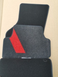 фото thumb №6, Килимки велюрові audi a3 8v1061271a