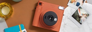 Fujifilm Instax Square SQ1 оранжевый