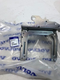 фото thumb №4, Volvo xc40 кронштейн конденсатор кнопка старт/стоп