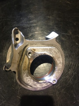 КРЕПЛЕНИЕ РЕГУЛИРОВОЧНОГО ДЕРЖАТЕЛЯ VW 1.0MPI 05C109093