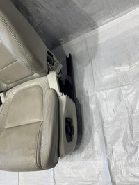 фото thumb №5, Сидіння сидіння обшивки jaguar f-pace