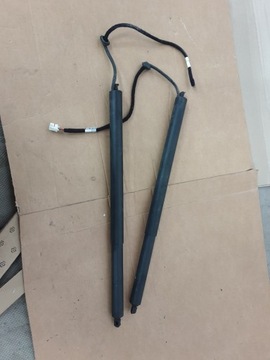 фото thumb №1, Maserati levante slłowniki задньої кришки