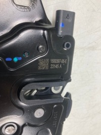 Замок капот tesla 3 y 1500397-00-e с Разборки, фото thumb