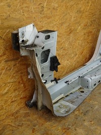 фото thumb №9, Audi a1 82a gb 2018- порог ze стойка блок двигателя правый lb9a 82g810102