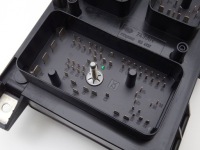 Коробка запобіжників opel astra h 13206751 nr213 Недорого, фото thumb