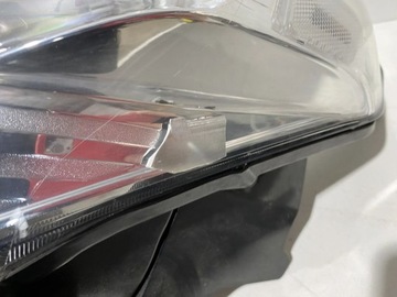 фото thumb №8, Toyota land cruiser j200 2010 ліва сторона лампа передня