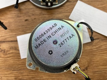 фото thumb №9, Динамик dodge charger challenger 2015+ usa