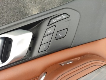 фото thumb №16, Оббивка двері bowers wilkins bmw g07 merino kawowa tartufo