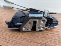 Замок дверь правый  перед toyota prius plus 4pin 6903053120 50520112 с Разборки, фото thumb