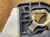 Купить Адаптер кронштейн кронштейн радиатора правое bmw f22 f23 f32 f34 f36 8620733, фото thumb