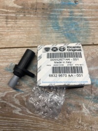 фото thumb №1, Свеча накаливания alfa romeo alfetta 0055267144