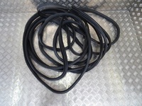 фото thumb №1, Mercedes c w205 прокладка дверь левая перед