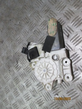 фото thumb №1, Моторчик стёкла правый переднее vectra c signum 02-