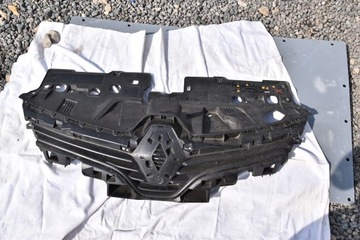 фото thumb №1, Renault clio iv рестайлинг решётка радиатора решётка бампера 622562901r оригинал