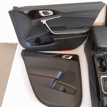 фото thumb №14, Kia ceed iii універсал hev шкіра сидіння диван обшивки тунель комплект підігрів вентиляційний отвір