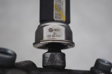 фото thumb №3, Планка вприскувальний ліва a4 b7 2.7 tdi 059130089aa