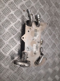 фото thumb №5, Audi a8 s8 d4 4h 2013 з спереду радіаторів масла