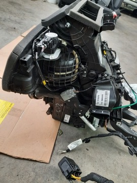 фото thumb №10, Clio v отопитель комплектная