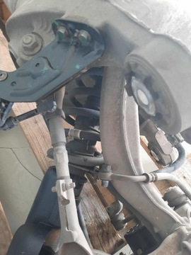 фото thumb №6, Вісь балка підвішування зад citroen ds7