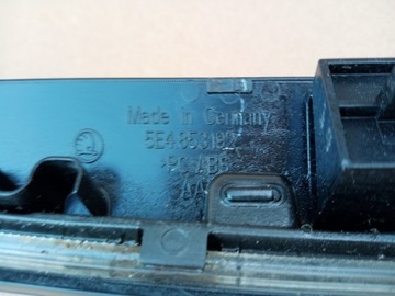 фото thumb №10, Skoda octavia iv права планка консолі led