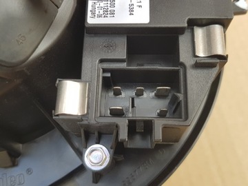 фото thumb №9, Повітродувка повітропровід + резистор / audi a3 8p vw golf v seat leon ii / справна