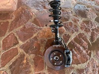 фото thumb №1, Nissan qashqai поворотный кулак амортизатор правый 2.0dci