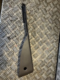 фото thumb №1, Захист стійка поріг 735383147 lancia musa права передня оригінал