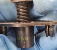 фото thumb №4, Mercedes-benz оригинальный номер a2058800027 отбойник капот