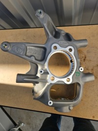 фото thumb №1, Поворотный кулак правый перед lamborghini aventador 470505434h