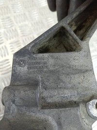 фото thumb №7, Bmw 3 e90 e91 2007 кронштейн генератора