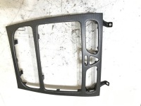фото thumb №3, Mercedes w203 рамка корпус радіо dekor 2036809039