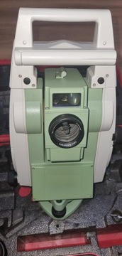 Безотражательный роботизированный тахеометр Leica TS12.