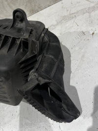 Корпус фильтра воздуха расходомер cherokee wk2 3.0 crdi 68199048aa Цена, фото thumb