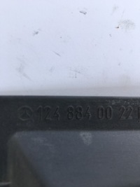 Заглушка накладка підкрилок лівого  ліва mercedes w124 1248840022 Недорого, фото thumb