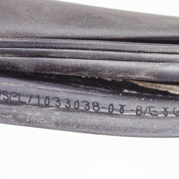 фото thumb №5, Tesla модель x 2018 резиновая прокладка багажника заднего / na кузов