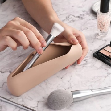 СИЛИКОНОВЫЙ ЧЕХОЛ ДЛЯ КИСТЕЙ ДЛЯ МАКИЯЖА, косметичка для кистей