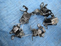 фото thumb №1, Mazda 3 петля петли крышки задняя 13-17