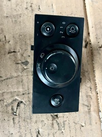 фото thumb №1, Вимикач перемикач світла 93394756 wq